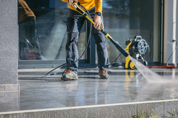 Best Roof Power Washing Services  in Howey In The Hills, FL